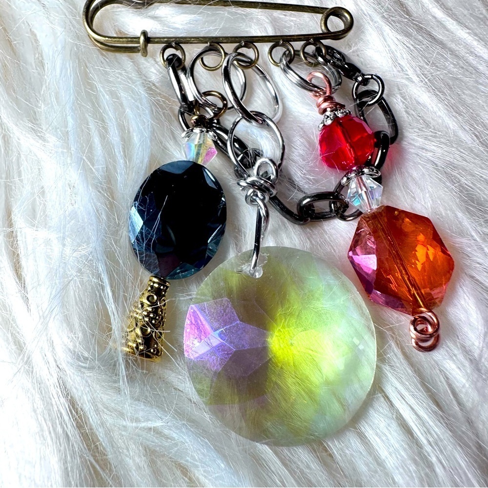 Crystal Ravoli Glass Beaded Brooch Bar Pin Charms Kilt Safety Handmade OOAK 2x3
